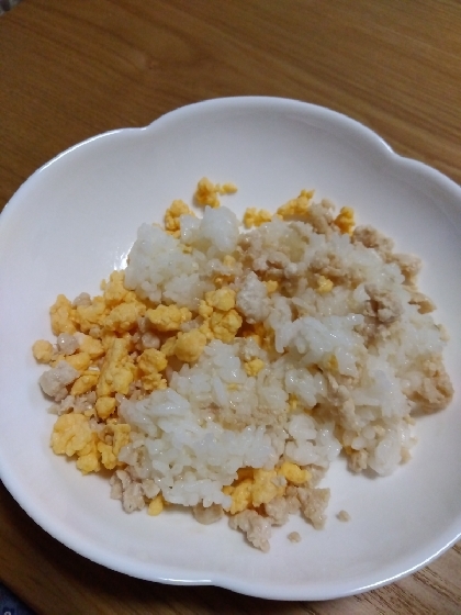 鶏胸肉の簡単そぼろ丼