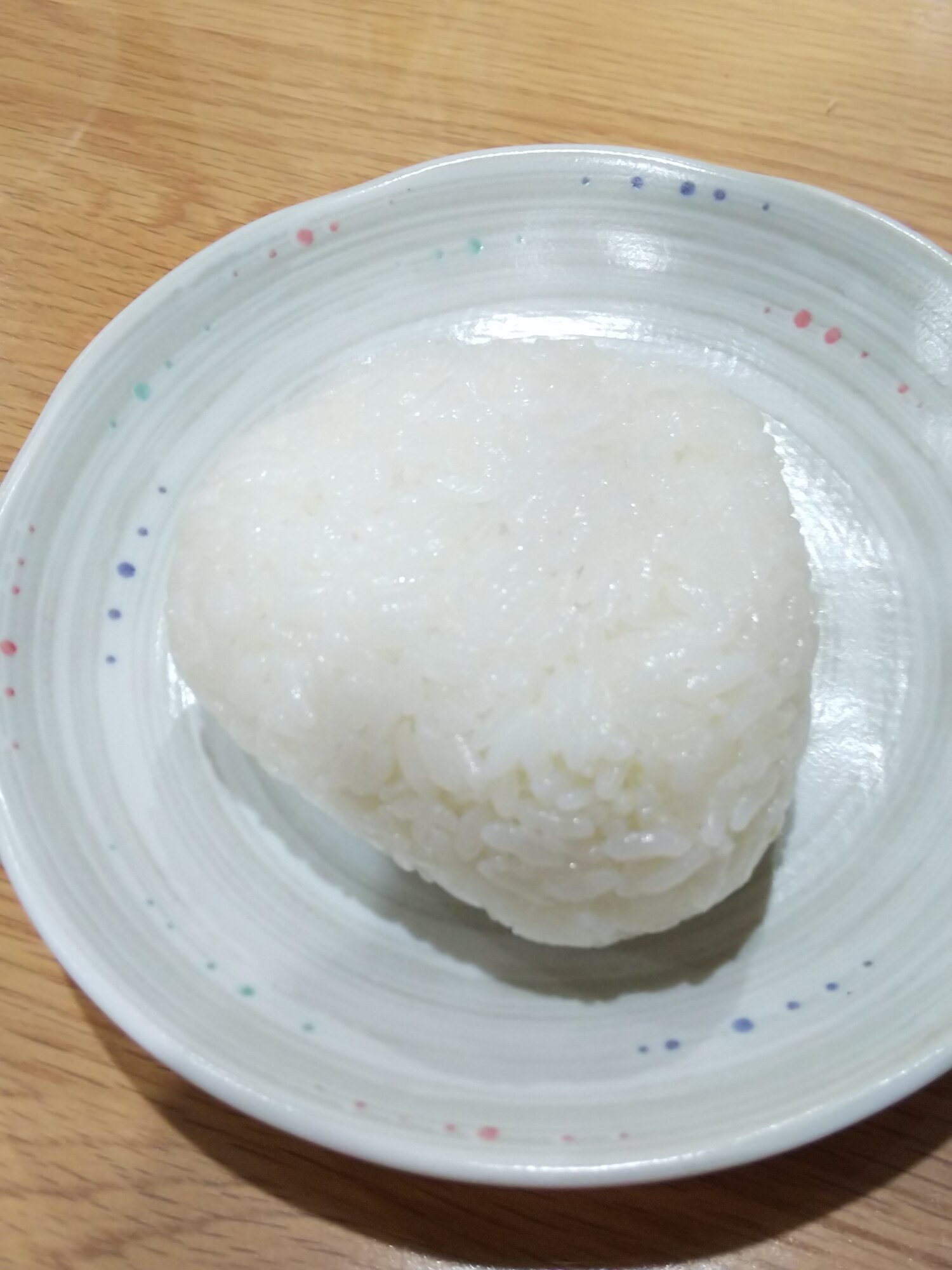 ウインナーとカニかまと枝豆のおにぎり