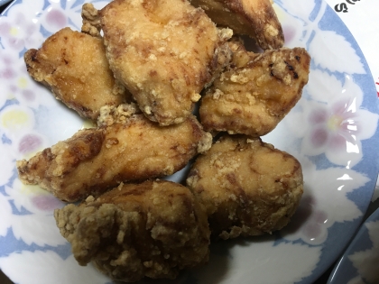 鶏肉でサクっジューシー唐揚げ✩余ったらパンに挟めて