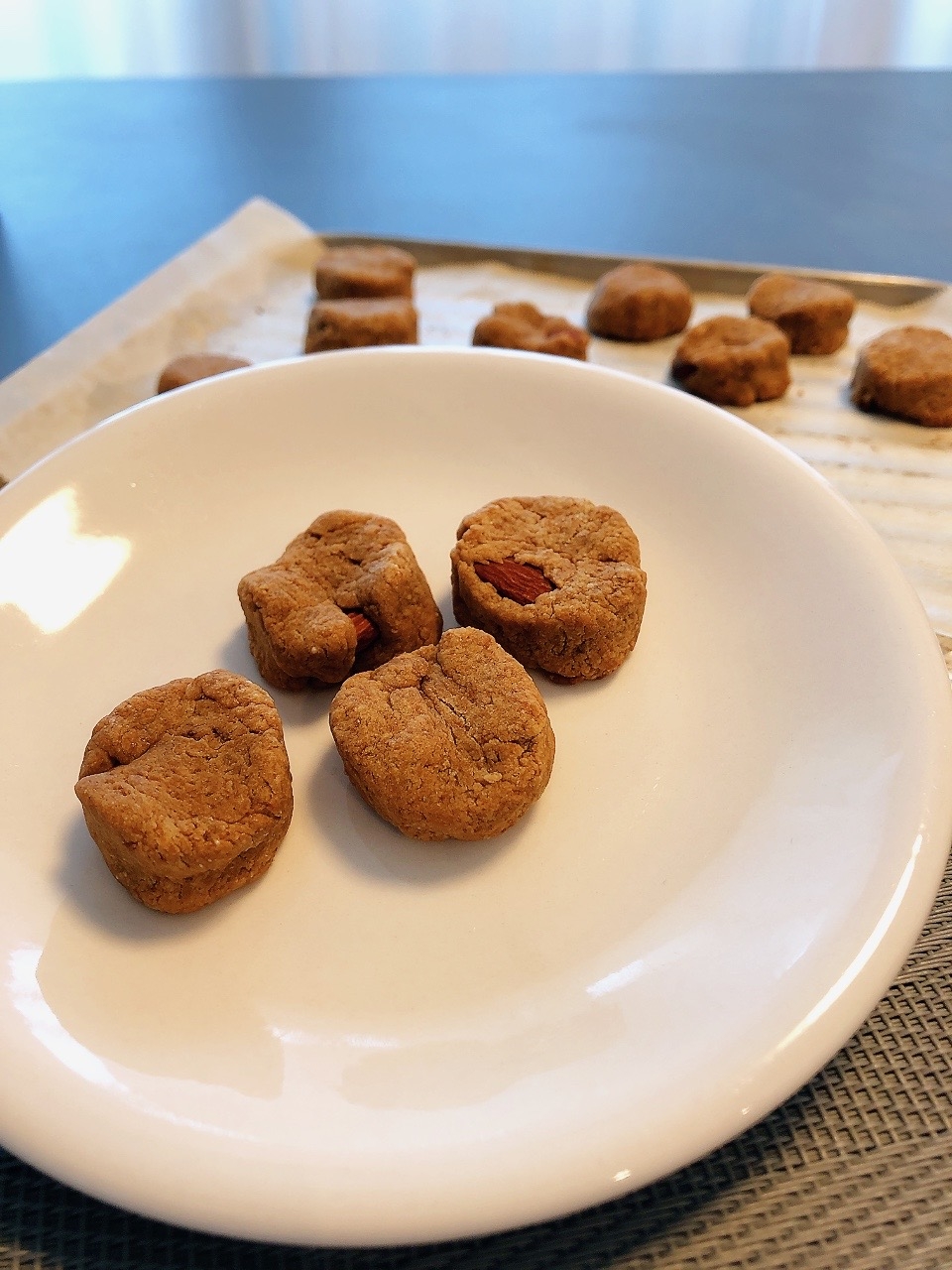 カフェオレ風味♡のアーモンド入りソフトクッキー