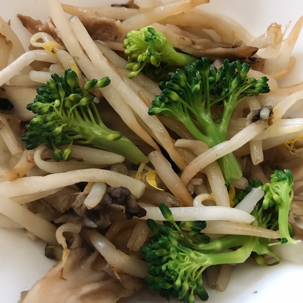 もやしとまいたけとブロッコリーの炒め物 レシピ 作り方 By きの2126 楽天レシピ もやしとまいたけとブロッコリーの炒め物 レシピ 作り方 By きの2126 楽天レシピ