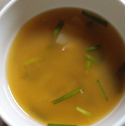 ちくわとにらの味噌汁 °･:✿.*..