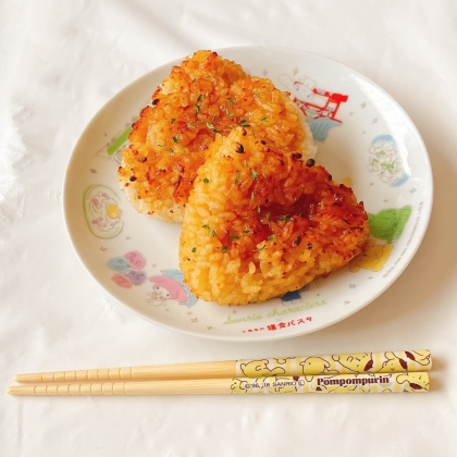 めんつゆで焼きおにぎり♪ごま油風味