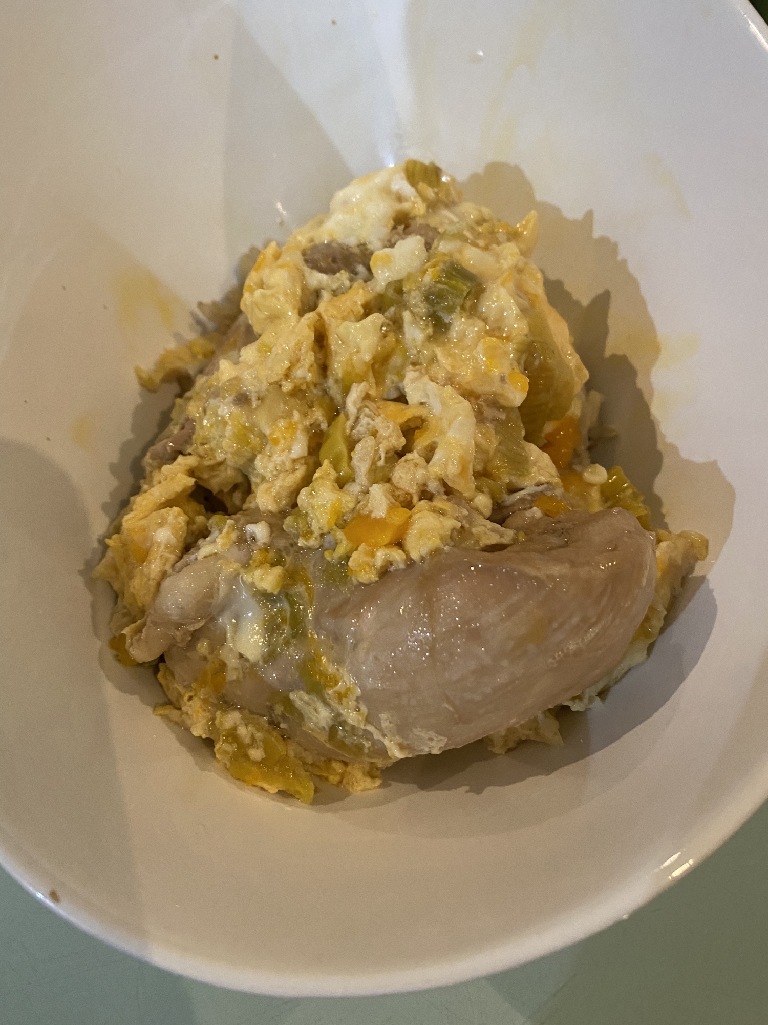 シンプル長ネギと卵、鶏肉の親子丼