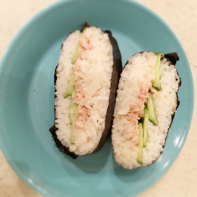 こどもに人気 ツナマヨのおにぎらず レシピ 作り方 By Minpaan 楽天レシピ こどもに人気 ツナマヨのおにぎらず レシピ 作り方 By Minpaan 楽天レシピ