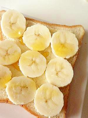 朝食にどうぞ♪はちみつバナナパン