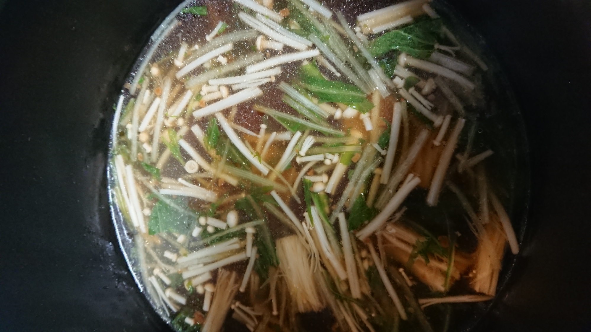 みずなとえのきの中華スープ