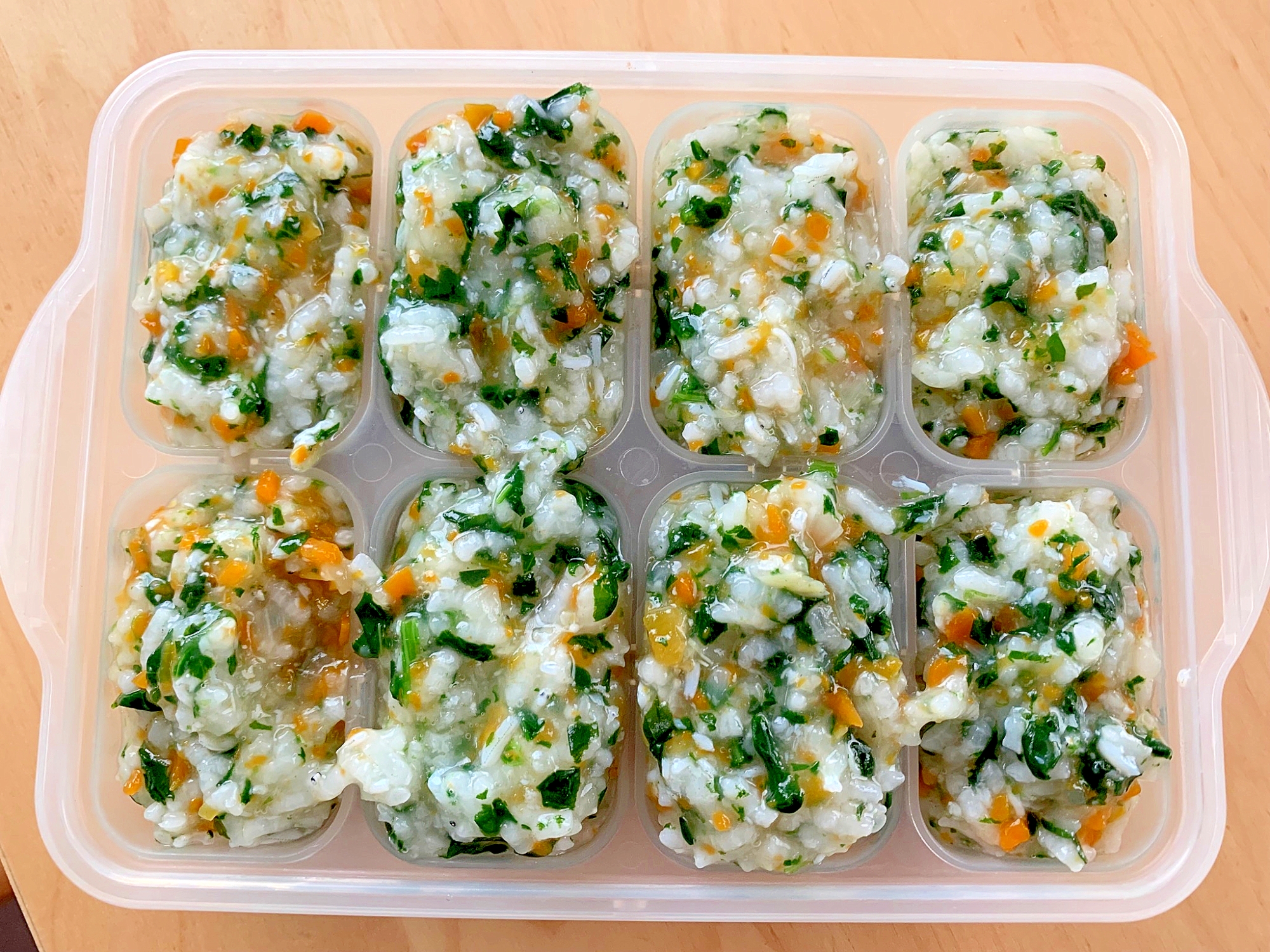 7 8ヶ月離乳食 野菜としらすのおかゆ レシピ 作り方 By 食べ盛り3兄弟まま 楽天レシピ 7 8ヶ月離乳食 野菜としらすのおかゆ レシピ 作り方 By 食べ盛り3兄弟まま 楽天レシピ