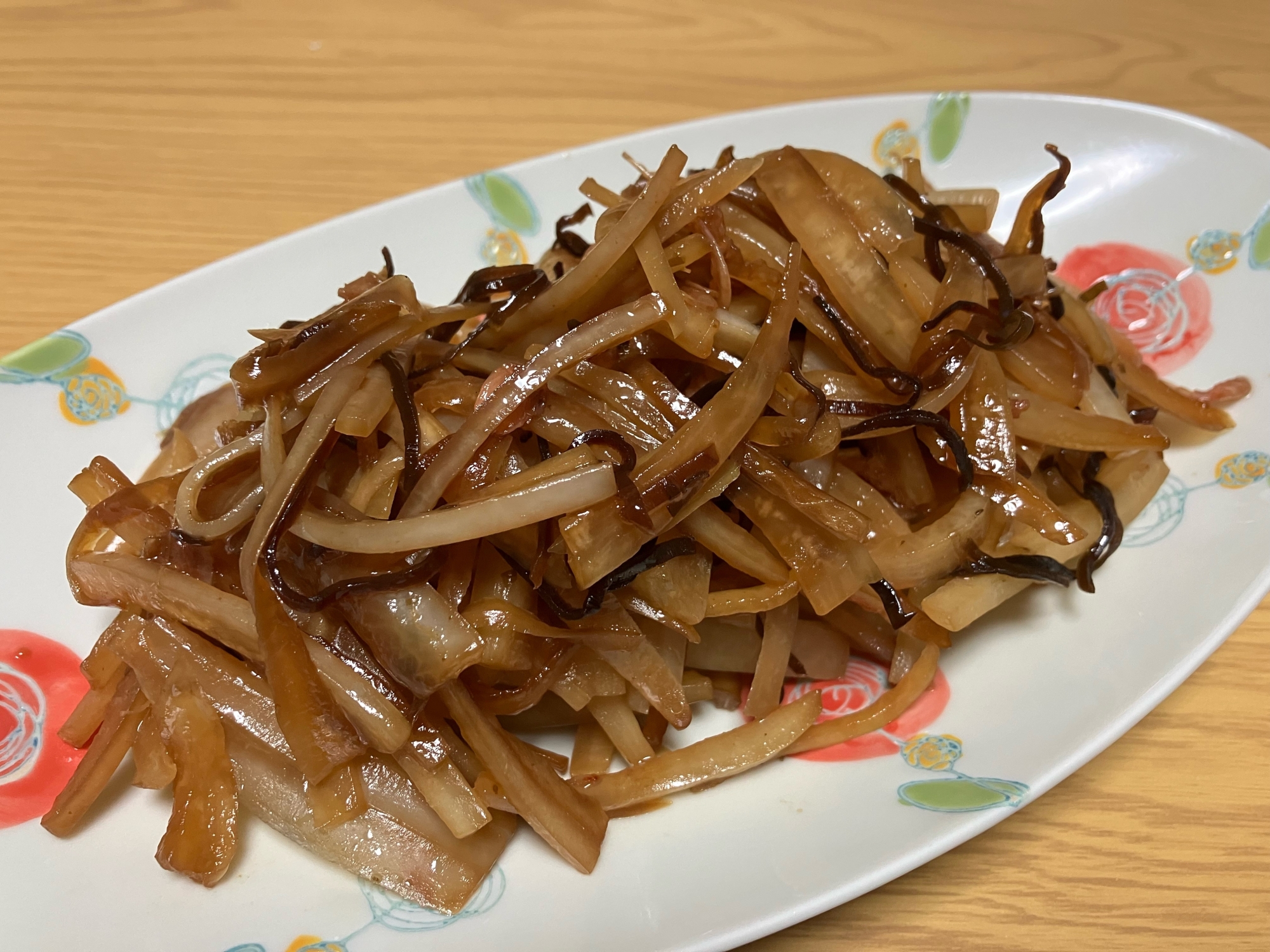 大根の皮食べきり♪塩昆布と大根の皮の甘辛炒め☆彡