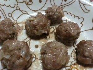 コロコロ肉団子☆