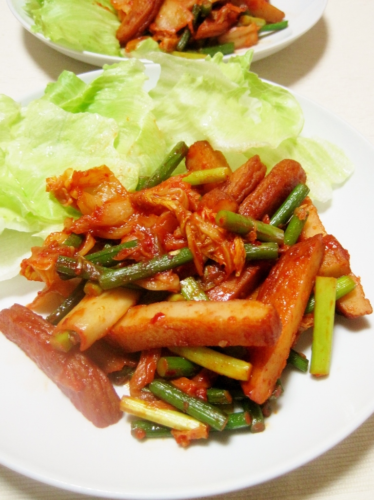 ピリ旨 さつま揚げ にんにくの芽のキムチ炒め レシピ 作り方 By yamat 楽天レシピ ピリ旨 さつま揚げ にんにくの芽のキムチ炒め レシピ 作り方 By yamat 楽天レシピ