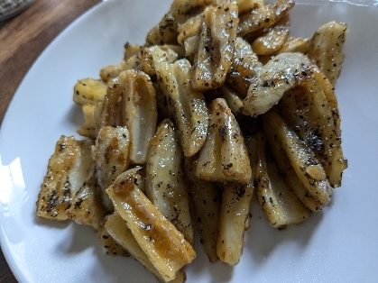 レンコン丸ごと　蓮根とこんにゃくの甘辛煮