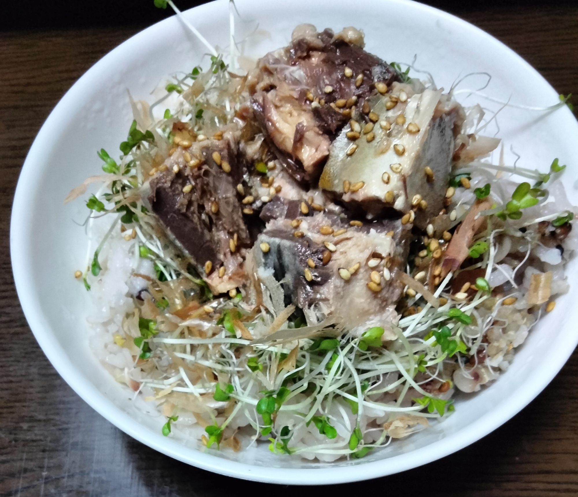 簡単サバ缶丼♡包丁要らず5分で完成