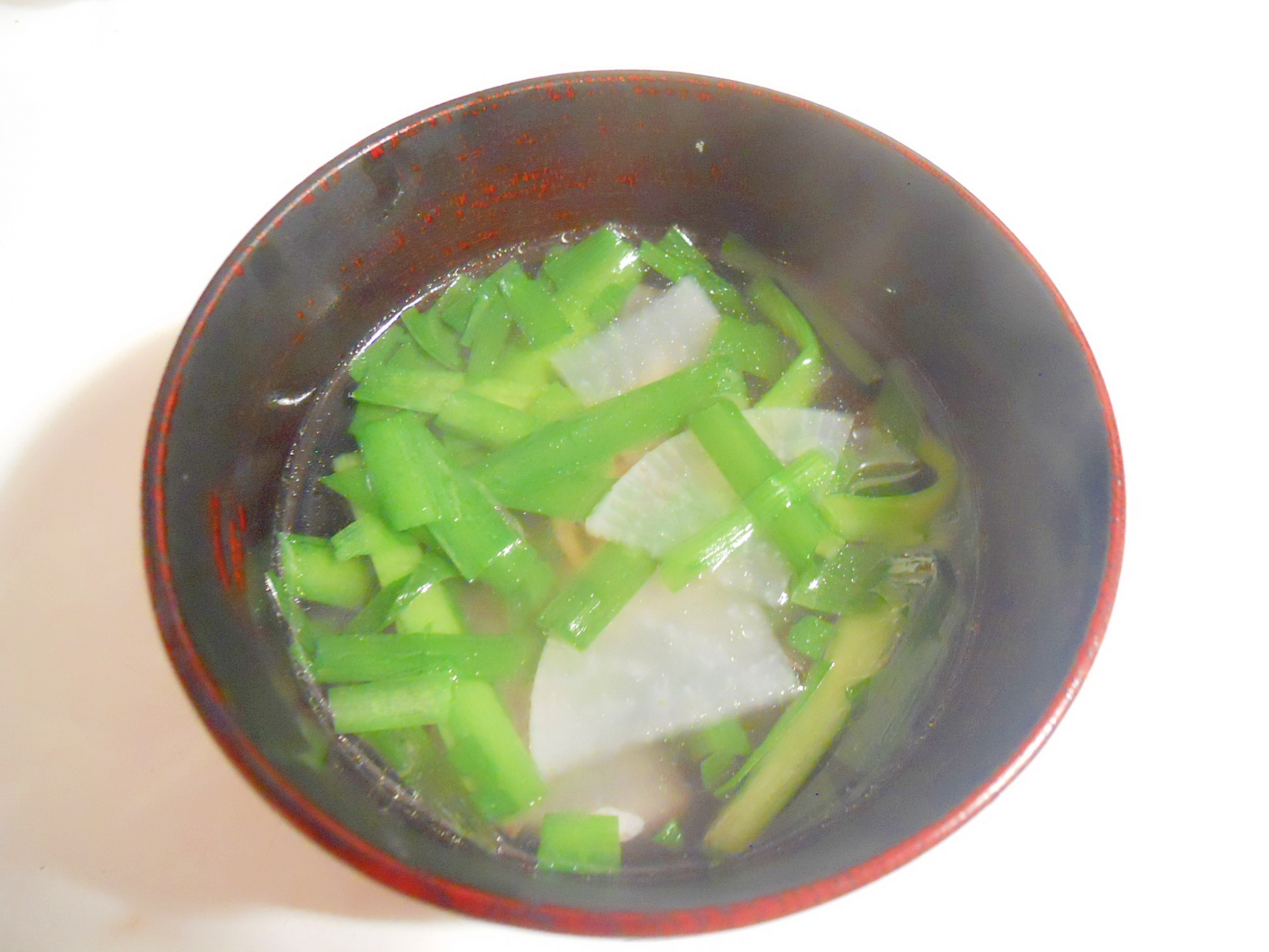 ウェイパーで☆大根と桜海老　韮のスープ