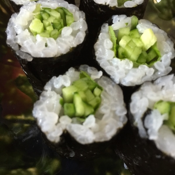 大葉かほる 千切りきゅうりのカッパ巻き レシピ 作り方 By Kurubii 楽天レシピ 大葉かほる 千切りきゅうりのカッパ巻き レシピ 作り方 By Kurubii 楽天レシピ