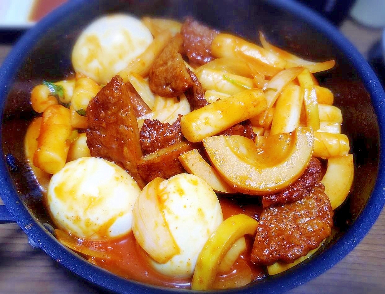 さつま揚げと玉ねぎのトッポッキ★ 餅の甘辛煮♪