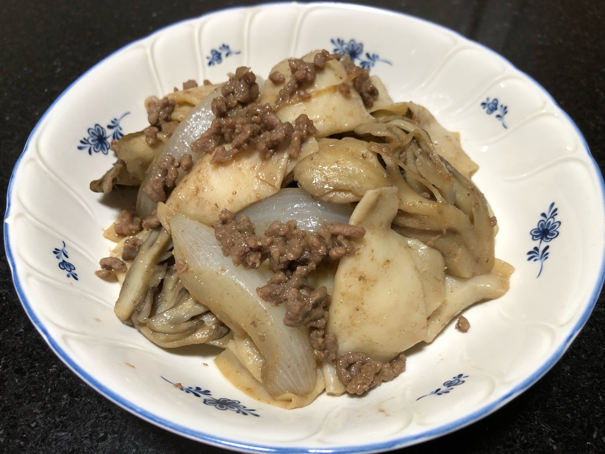 ヘルシーおかず！ゆばこんにゃくの味噌炒め♡