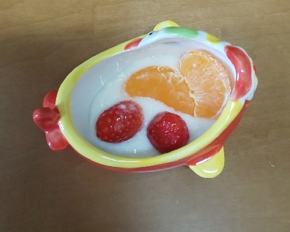 いちごとみかんのヨーグルト