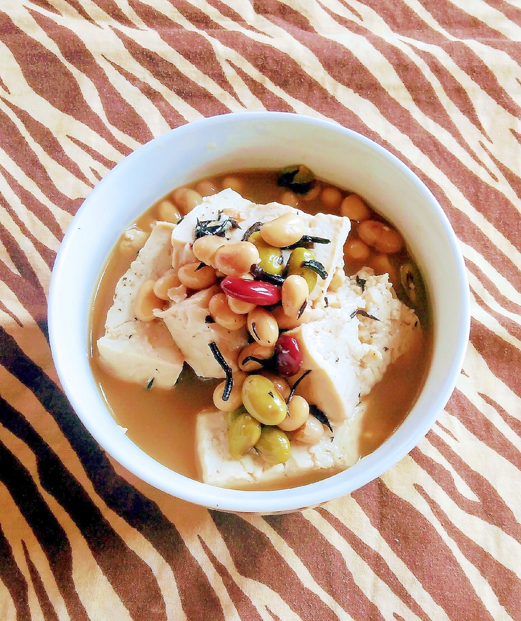 豆腐と大豆の煮物