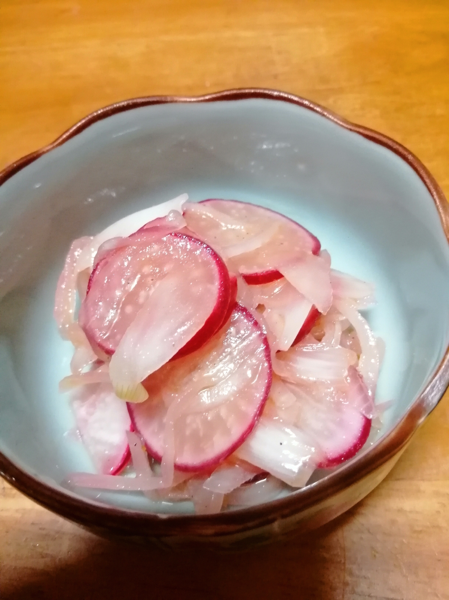 ラディッシュと玉ねぎのマリネ