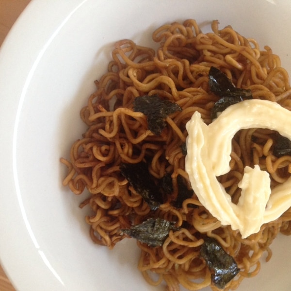 市販のインスタントラーメンで 具なしソース焼きそば レシピ 作り方 By Xmickyx 楽天レシピ 市販のインスタントラーメンで 具なしソース焼きそば レシピ 作り方 By Xmickyx 楽天レシピ