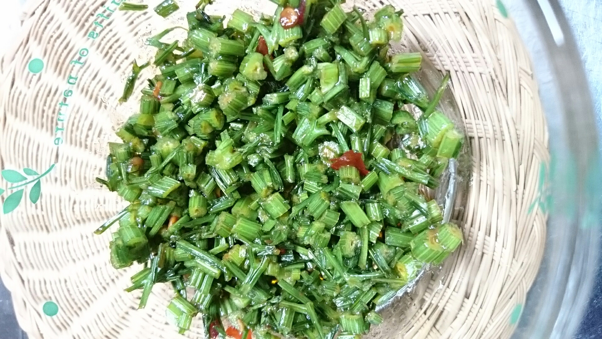 パセリの茎の油炒め レシピ 作り方 By Idumichigo 楽天レシピ