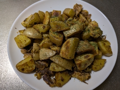 簡単！サバ缶とじゃがいものカレー炒め