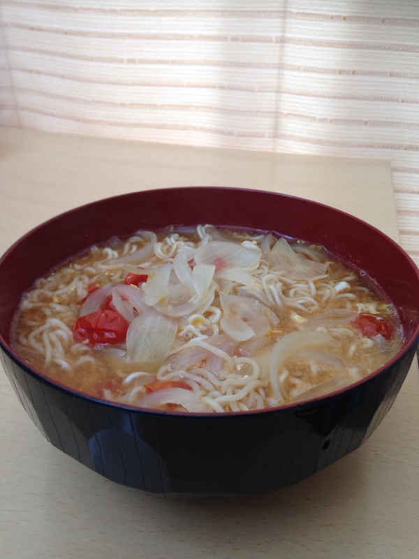 トマトラーメン