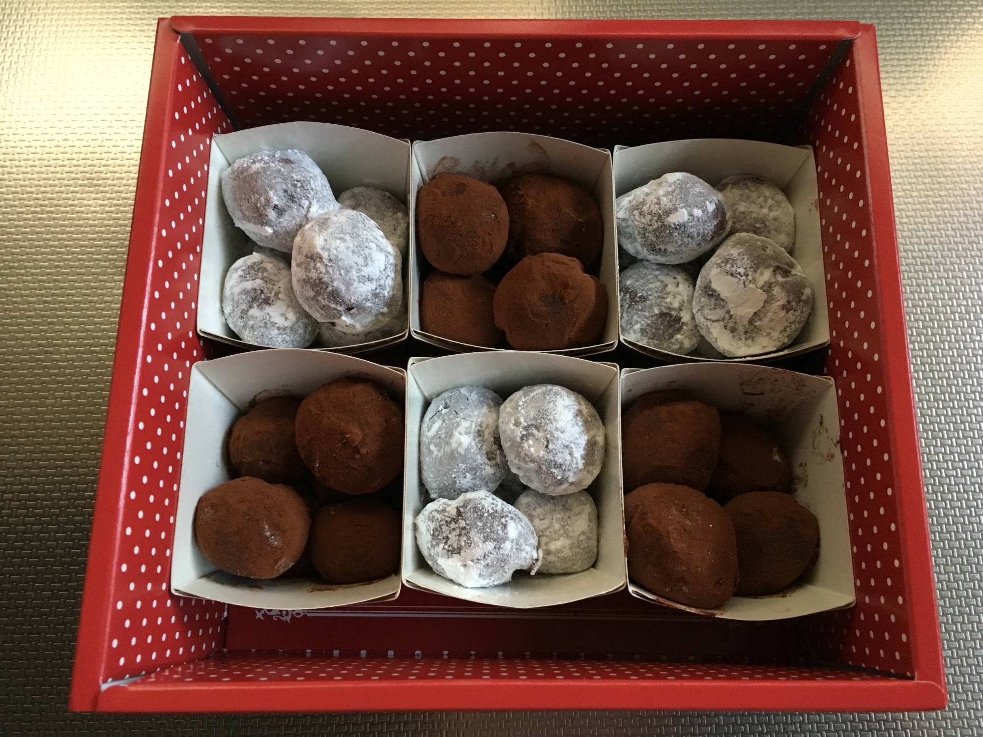 材料シンプル！生チョコトリュフ