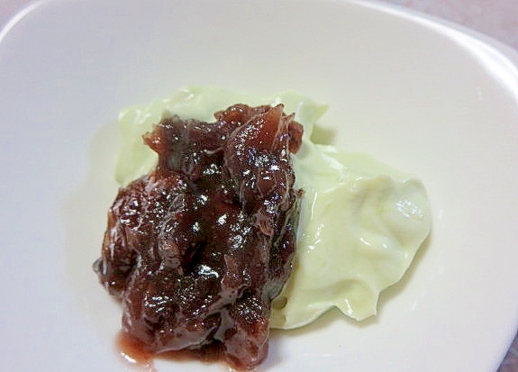 抹茶水切りヨーグルトの小豆和え