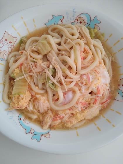 白だしでやさしい味の☆カニカマ卵うどん☆