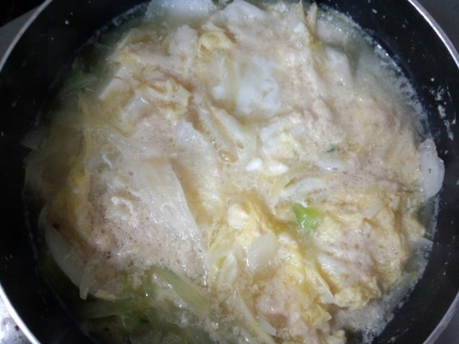 ポカポカ身体が温まる☆卵と白菜の生姜スープ