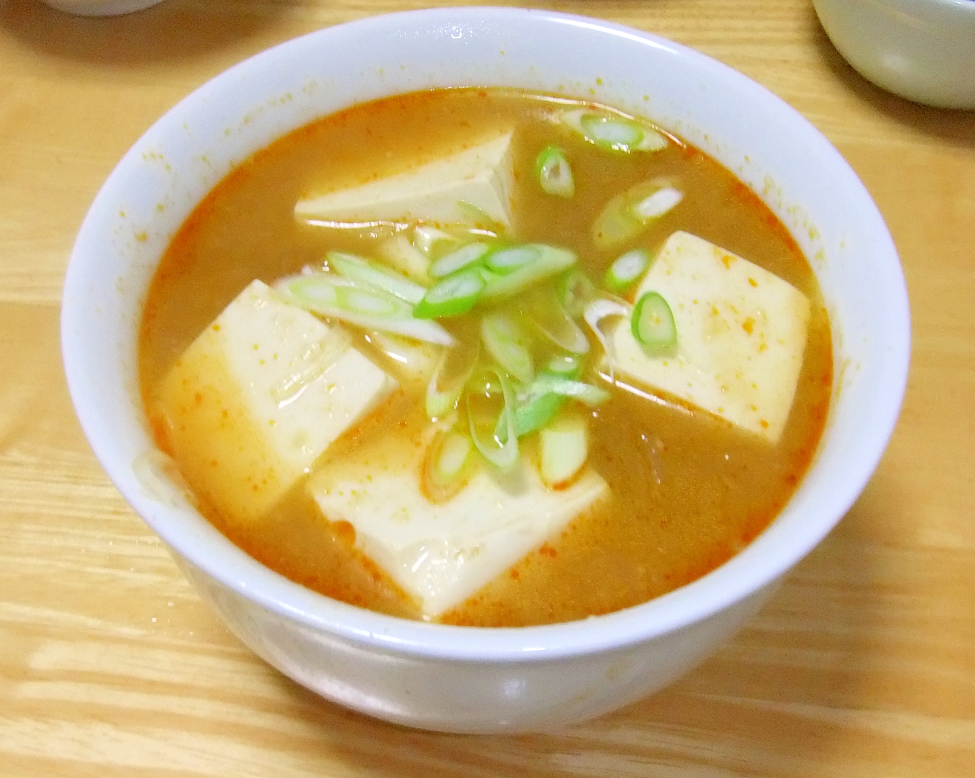 トムヤム豆腐スープ