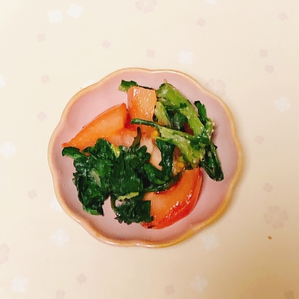レンジで簡単♡ごま油香る♡春菊とトマトのサラダ