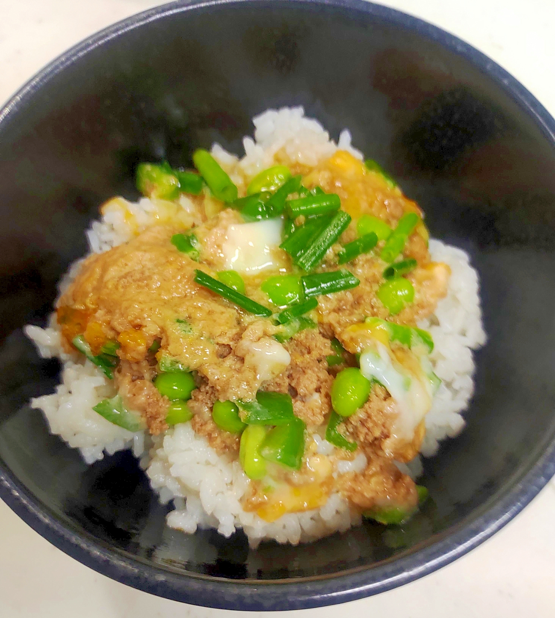 枝豆入りの玉子丼