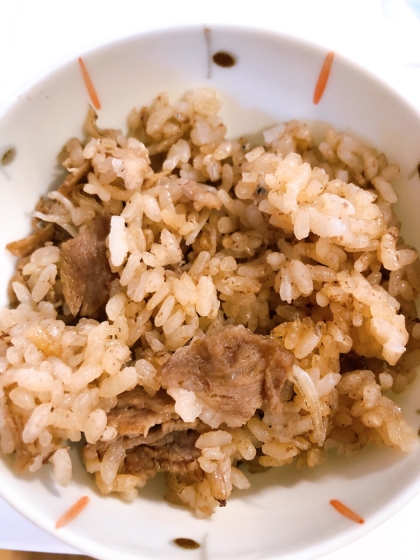 コクうま！すき焼きタレで牛肉入り秋の炊き込みご飯