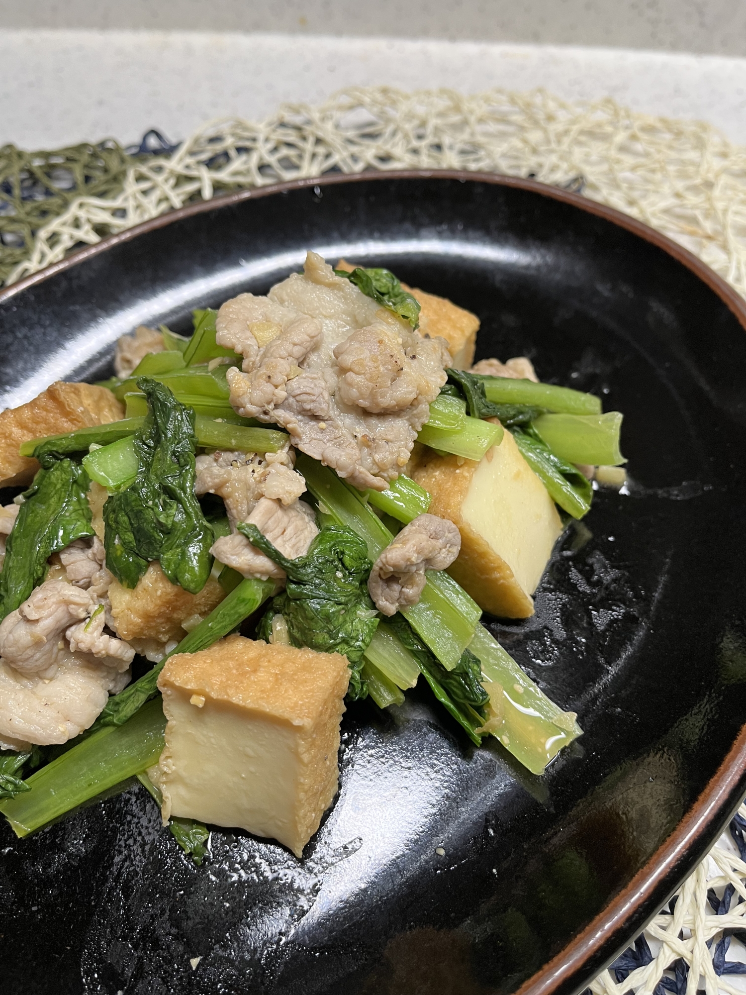 すぐ出来る♬小松菜と厚揚げの炒め物
