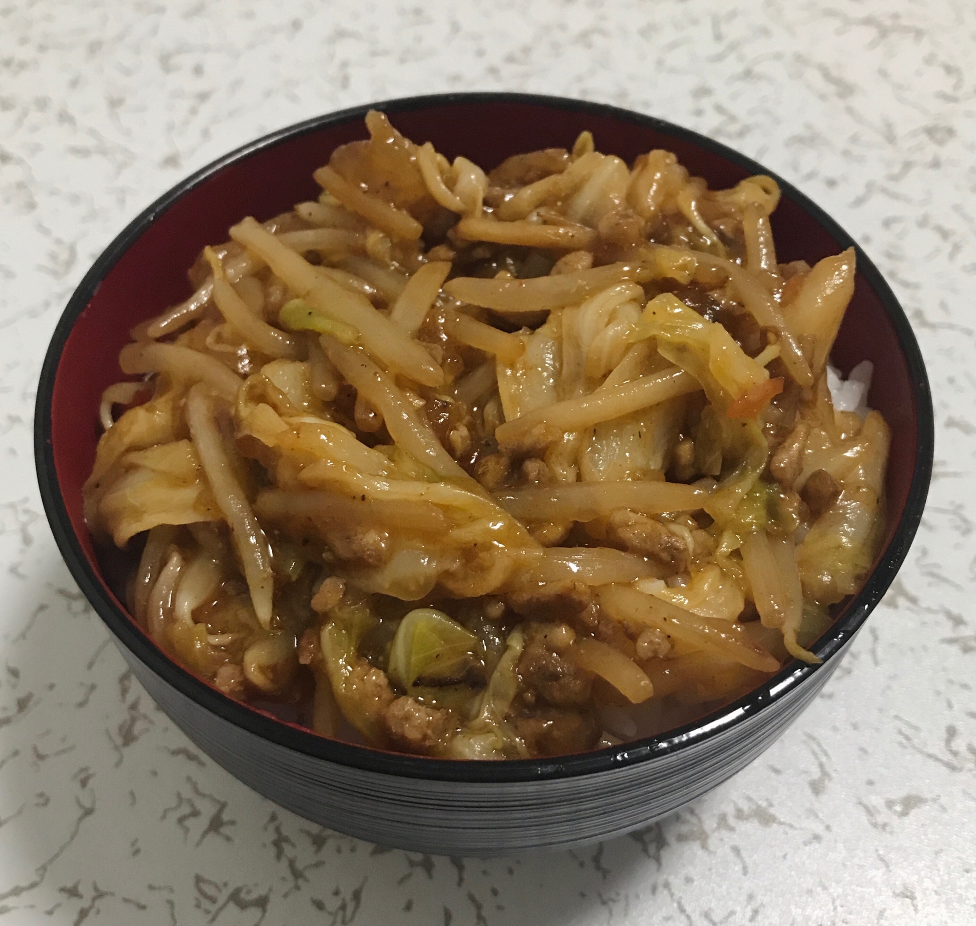 キャベツのピリ辛あんかけ丼