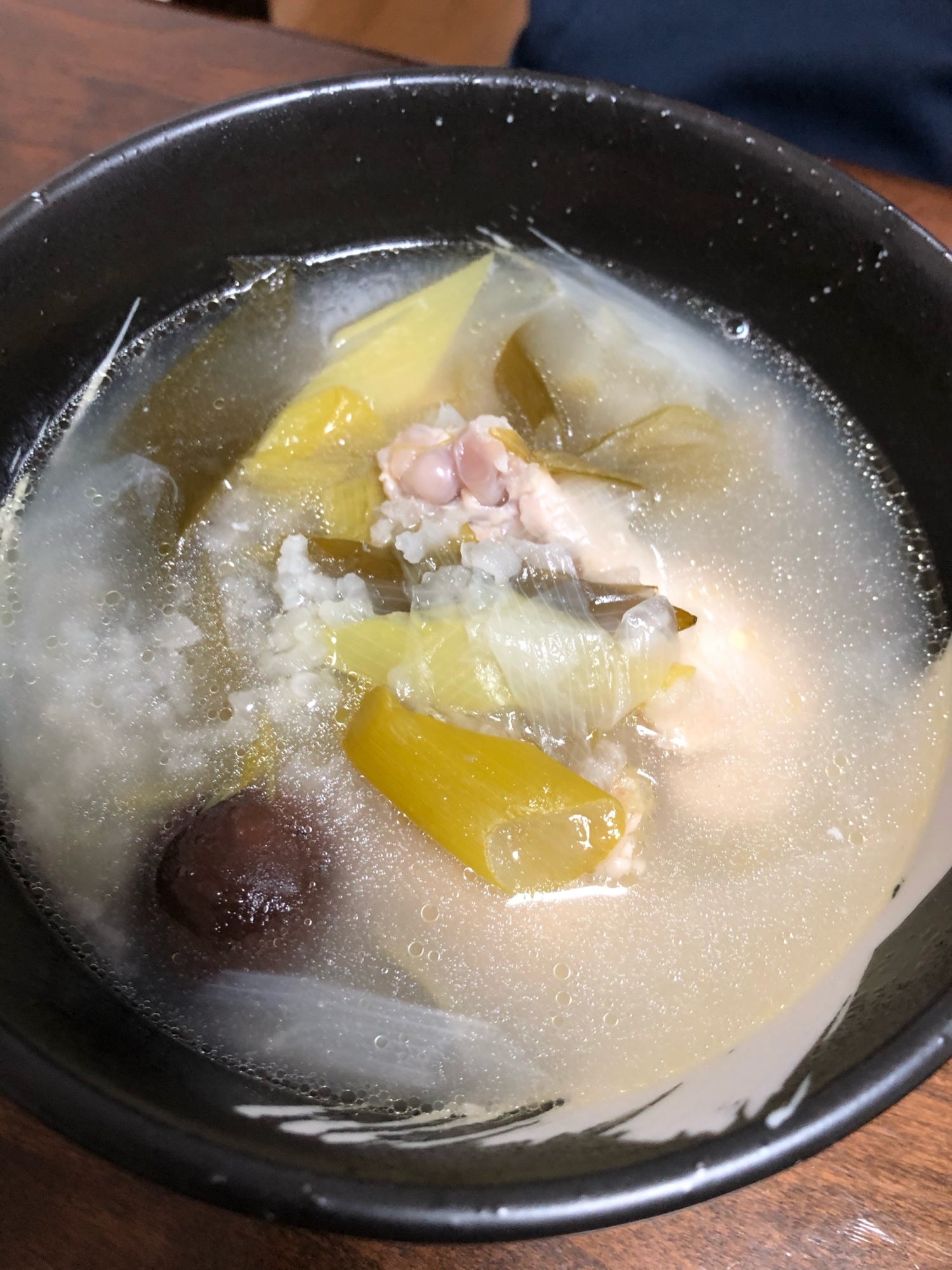 ほっこり！手羽元参鶏湯風スープ