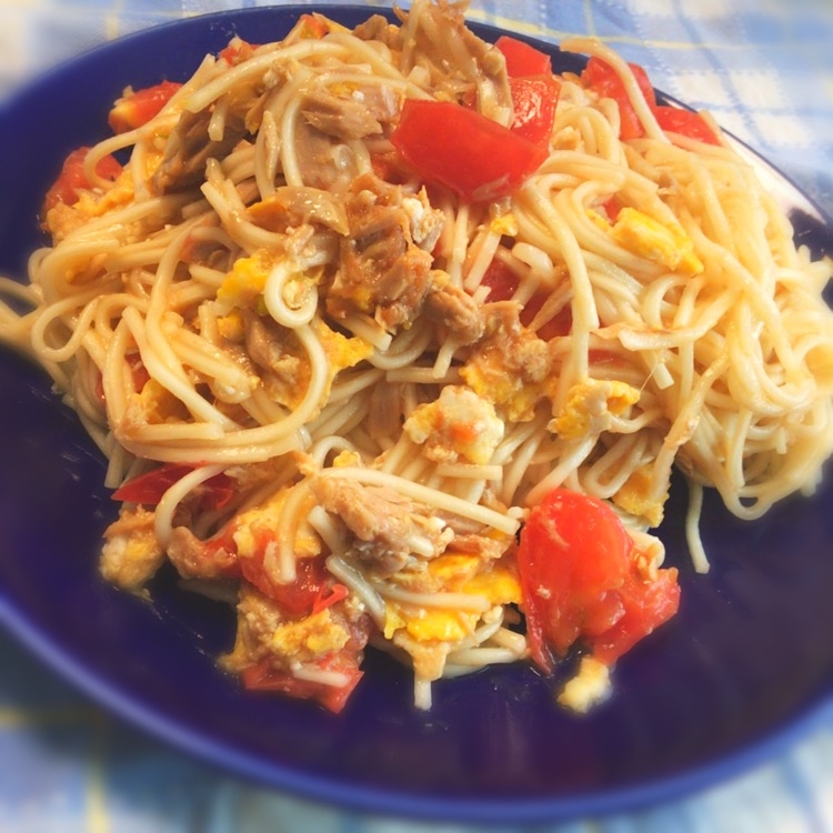 トマトとツナのそうめんチャンプルー