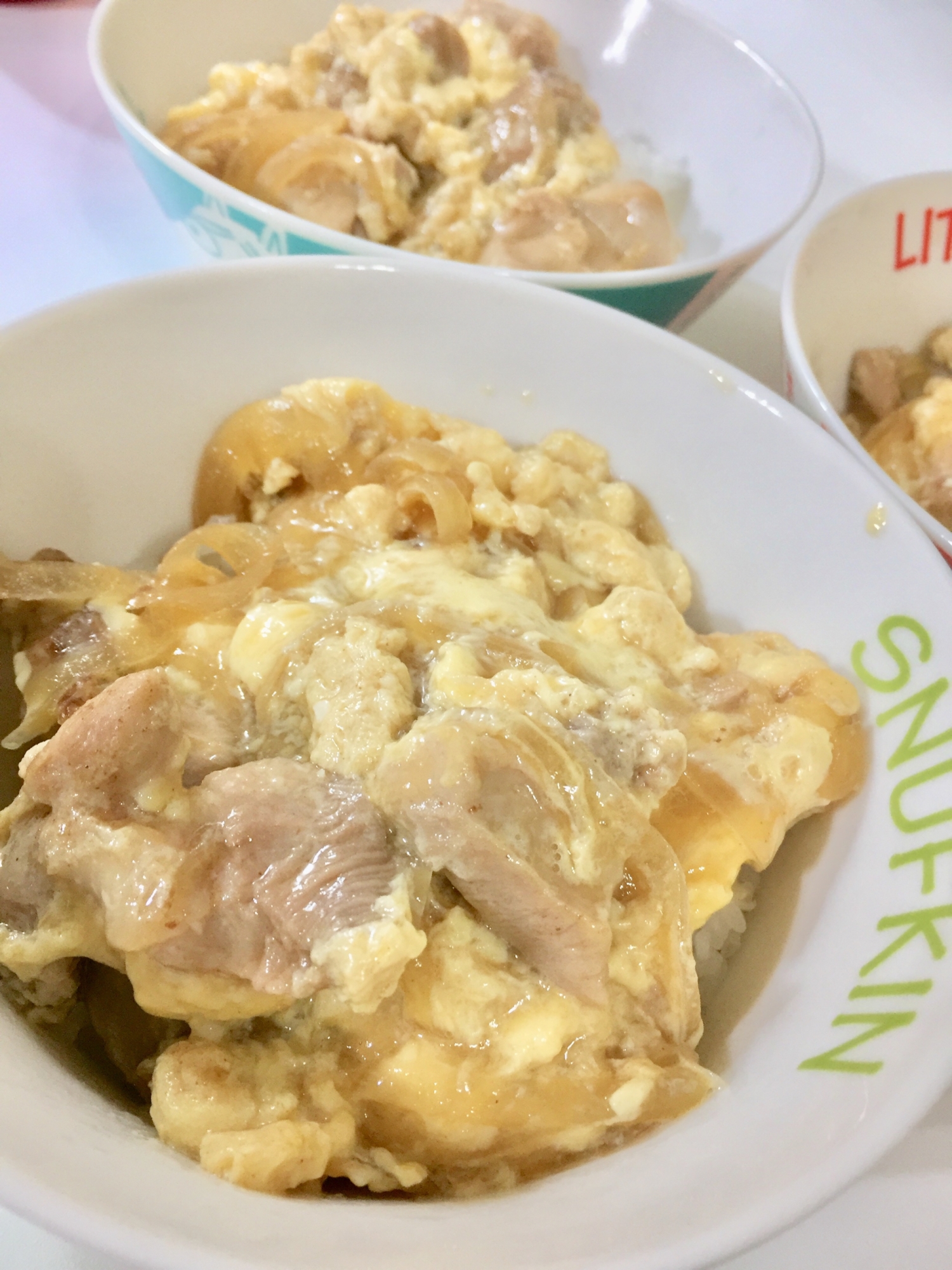 フライパンで2人分！ふわふわ卵の親子丼