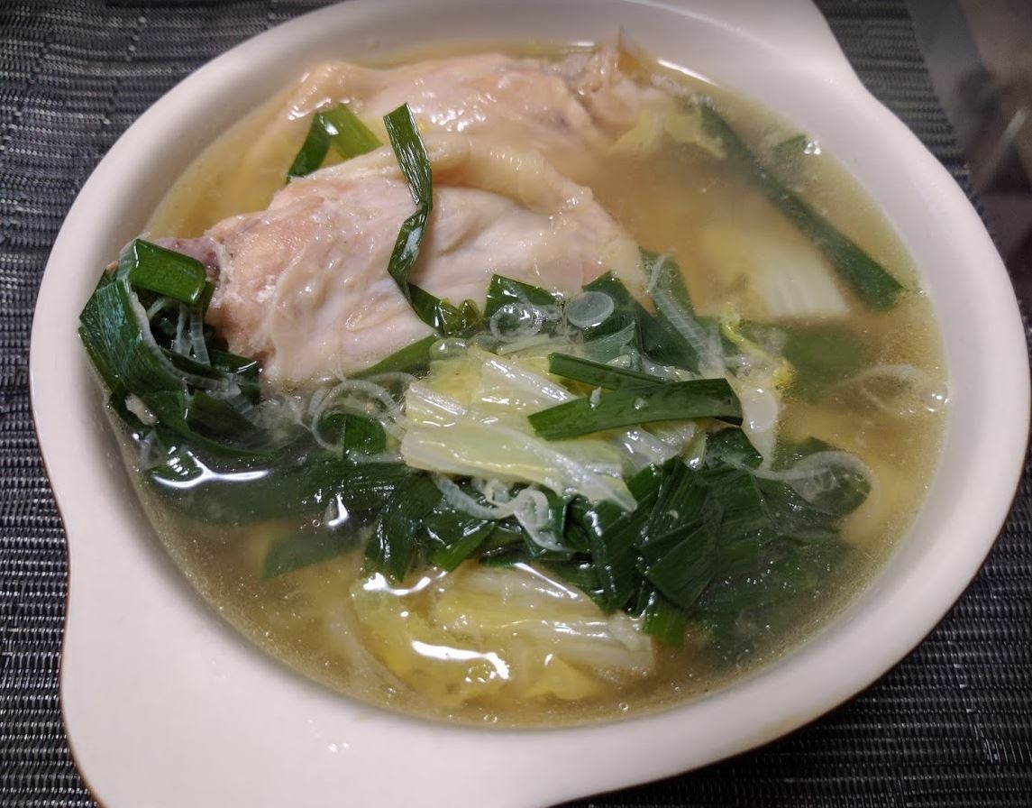 白菜と手羽先の生姜スープ