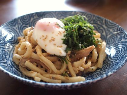 ゴマたっぷり！ごま★ごま卵★うどん