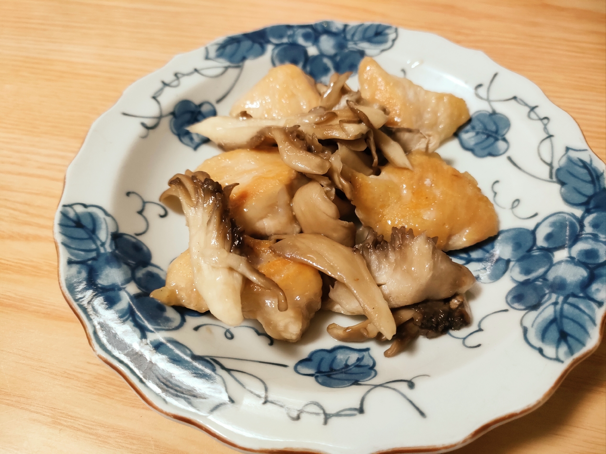 お肉やわらか☆鶏肉と舞茸の塩炒め