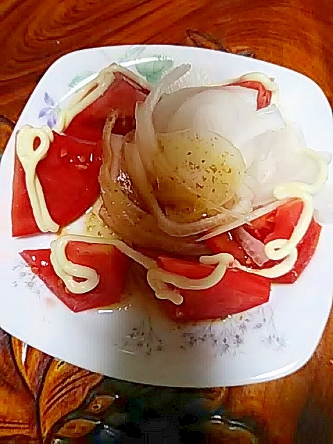 新玉ねぎトマトのバジル醤油マヨネーズ