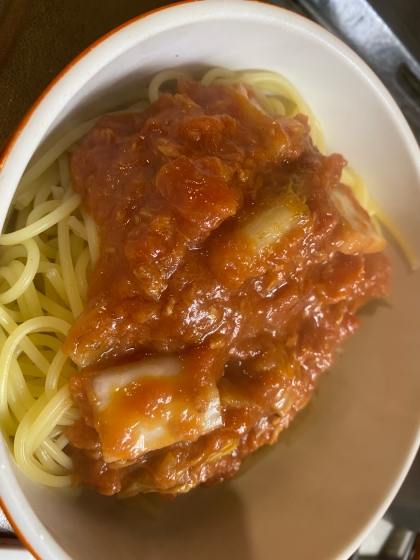 白菜とツナのトマトソースパスタ