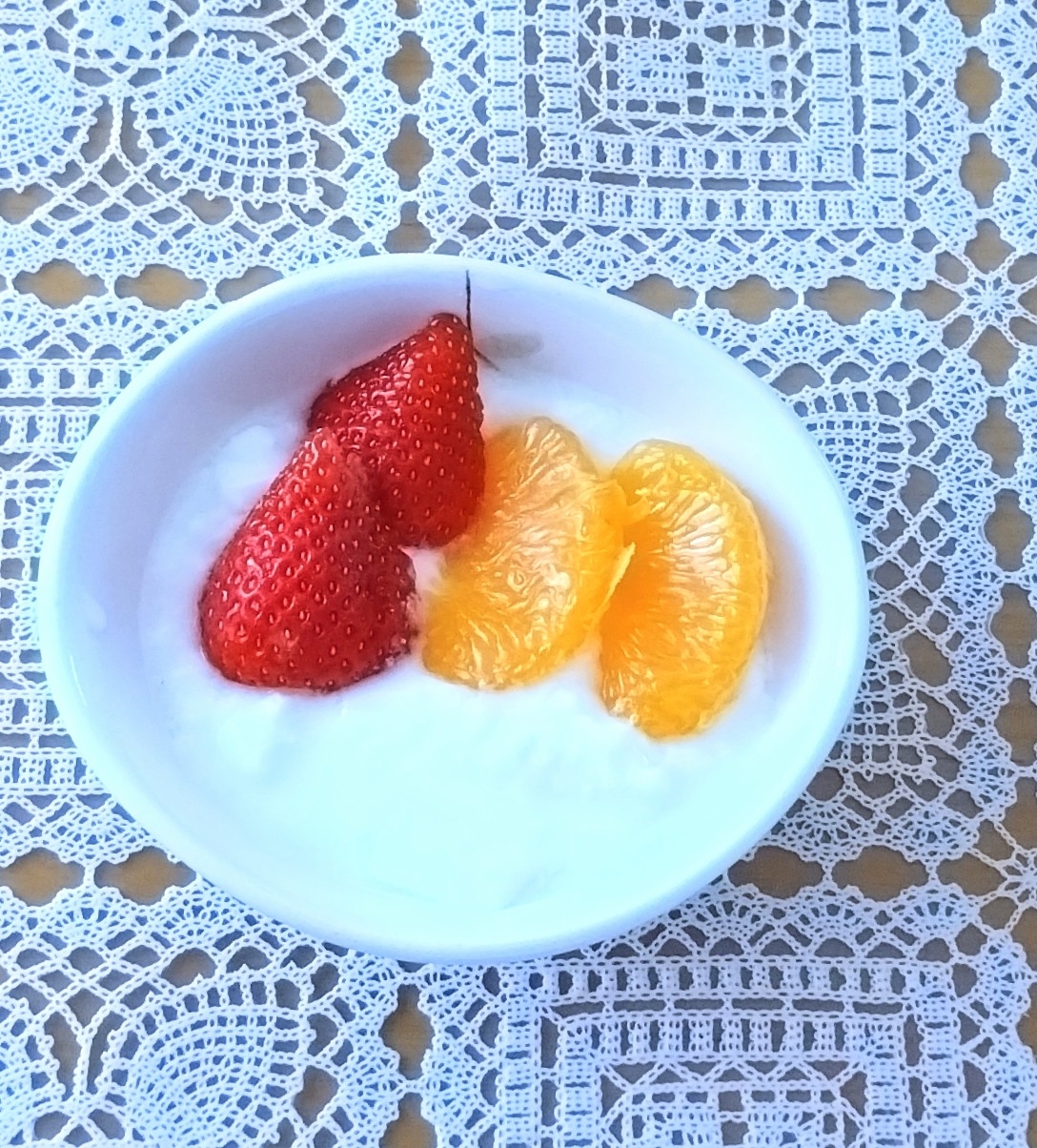 八朔と苺のはちみつヨーグルト◇