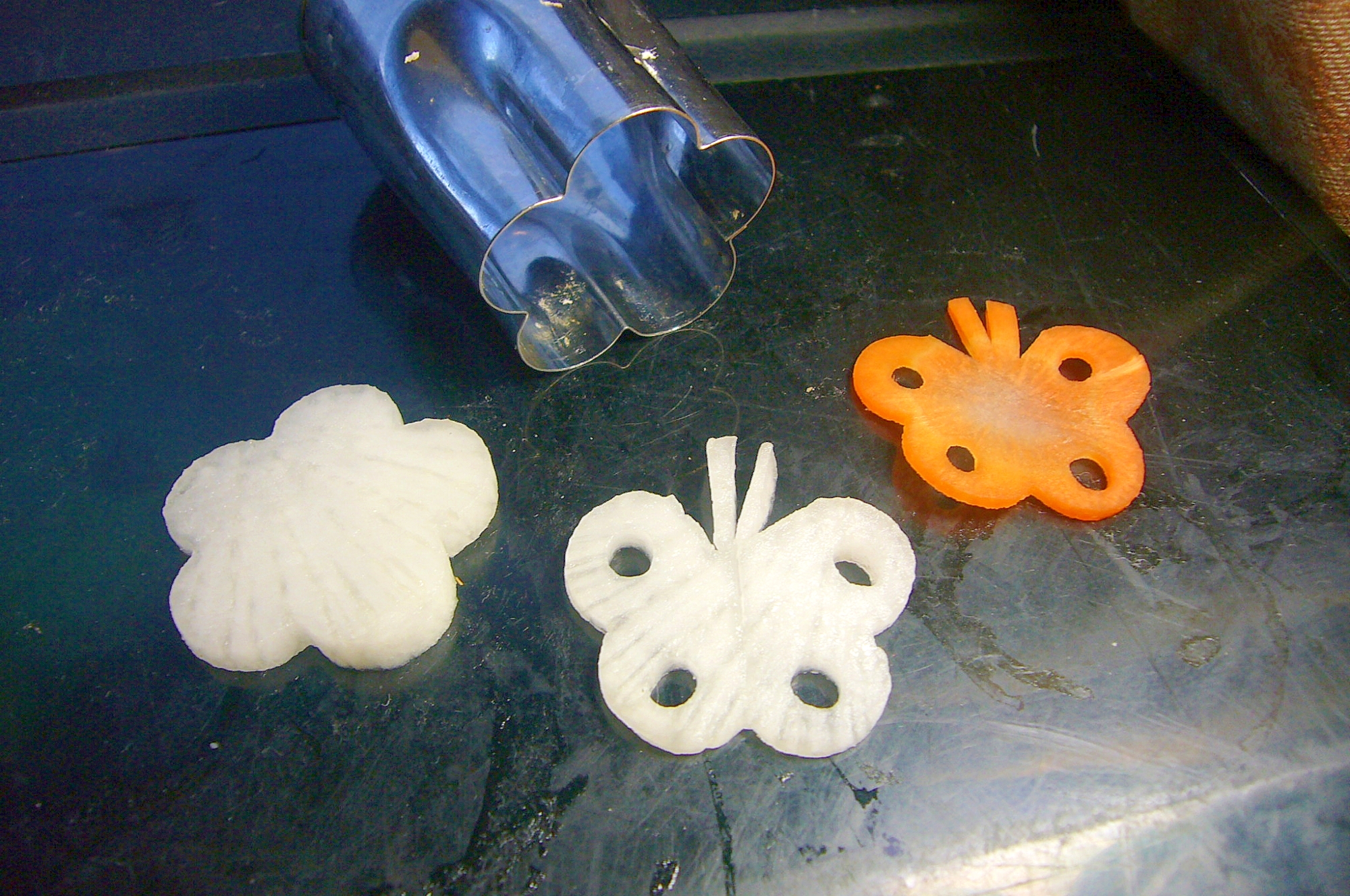 花の型抜き使用 簡単ちょうちょ レシピ 作り方 By くろちび3 楽天レシピ 花の型抜き使用 簡単ちょうちょ レシピ 作り方 By くろちび3 楽天レシピ