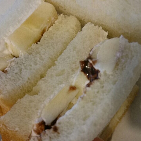 バナナとチョコと生クリームのサンドイッチ レシピ 作り方 By 涼美さん 楽天レシピ バナナとチョコと生クリームのサンドイッチ レシピ 作り方 By 涼美さん 楽天レシピ