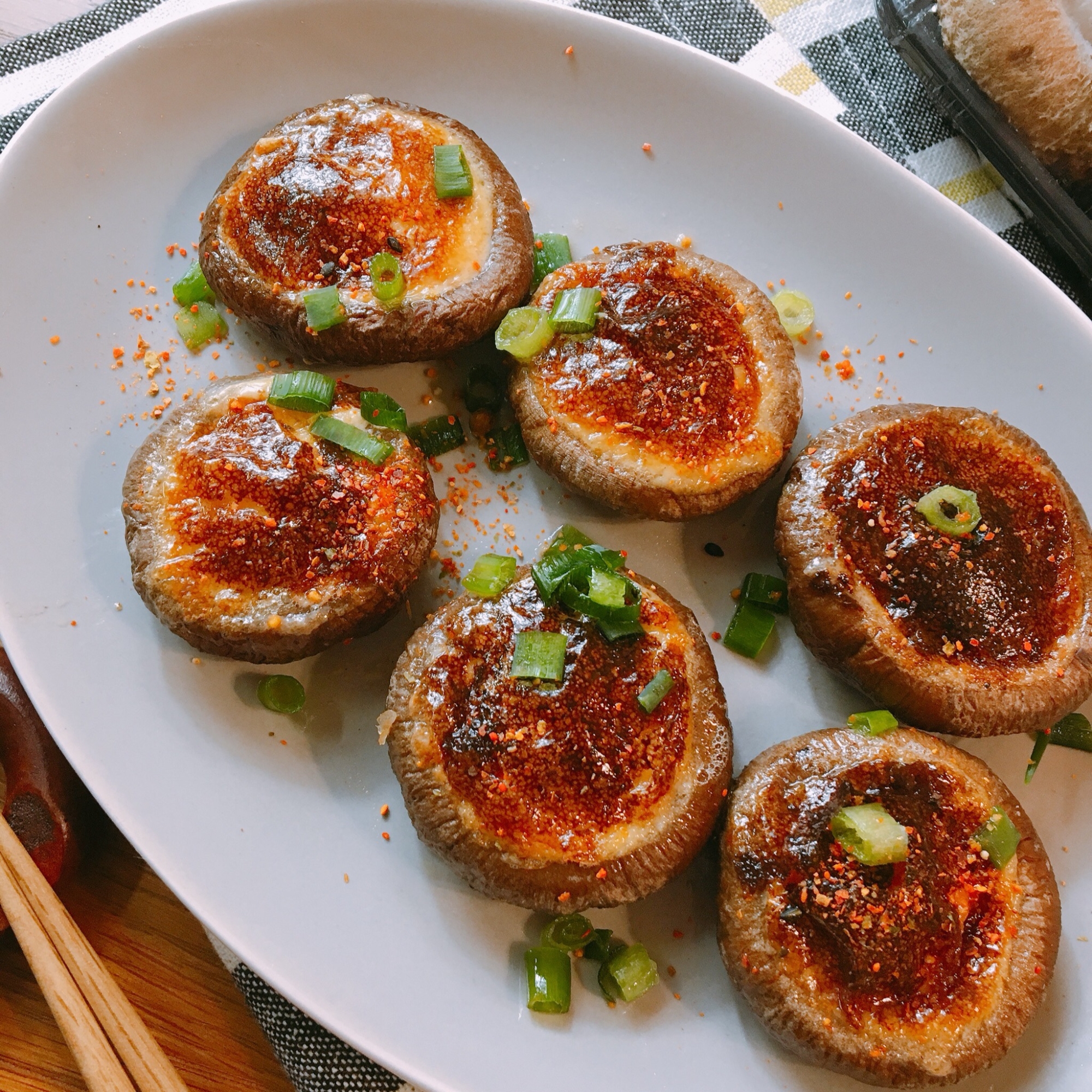 トースターで簡単♡丸ごとしいたけのマヨ醤油焼き